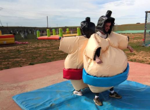 Humor Amarillo Leon Despedida Soltero Soltera Paradise Events (5)